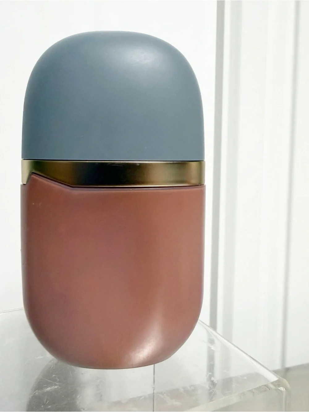 Cover FX Power Play Full Coverage Matte Foundation R1 ~ Discontinued